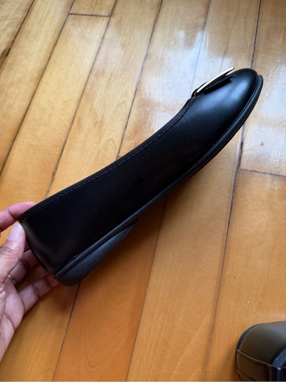 CL by Laundry Black Bow-Accent Ballet Flats - Picture 3 of 8